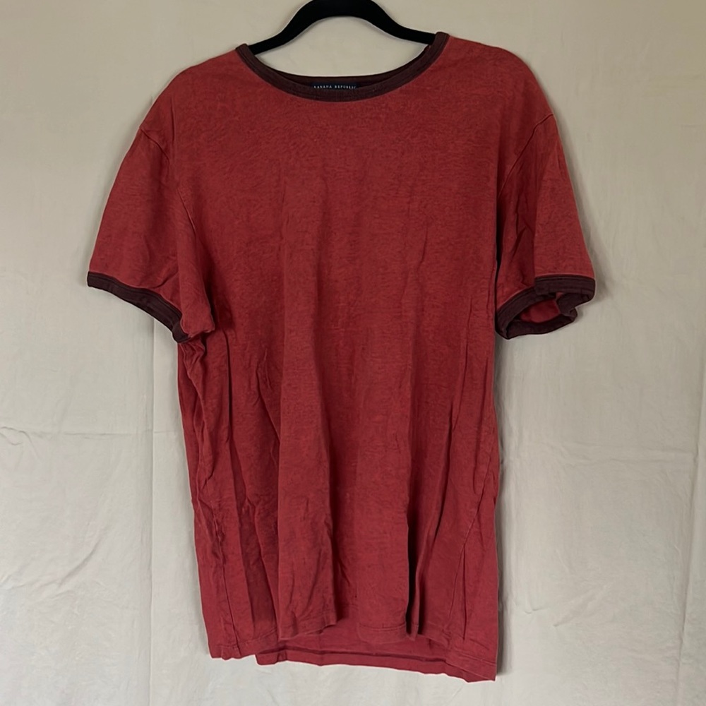 Banana Republic rust colored ringer T, size XL